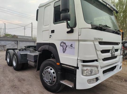 6×4 roda motriz Sinotruck HOWO 371HP Trator caminhão 8,55 * 2,5 * 3,5m com alta durabilidade