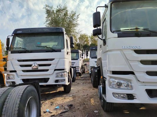 HOWO Sinotuck 6*4 Trator Camião Branco Cor com Design de Pneus Sem Tubos 8500x2500x3600mm