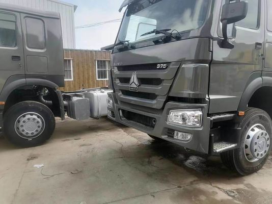 Transmissão manual cinza Sinotruk caminhão pesado 6 * 4 Trator caminhão tuboless design de pneus