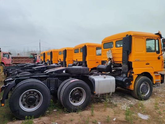 Desenho de pneu radial Shacman caminhão-trator F3000 400L 336-420HP 50 com assentos laranja≤5