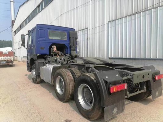 Venda 6×4 Tração Sinotruk caminhão-trator com capacidade de motor 4-6L em cor azul