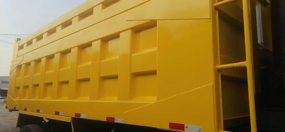 10 pneus Sinotruck HOWO 6*4 camião de segunda mão camião de descarga traseiro estilo de elevação emissão Euro 3/4/5