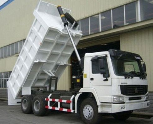 Transmissão manual Sinotruck HOWO 40 Ton 6X4 10 Wheel Dump Truck para desempenho