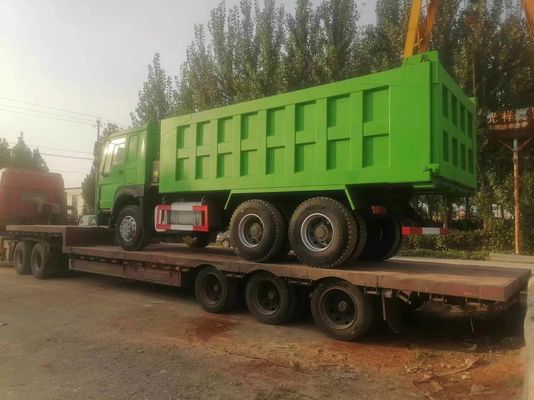 Serviço pós-venda garantido HOWO 375HP 6*4 camião de descarga com design de pneu sem tubo