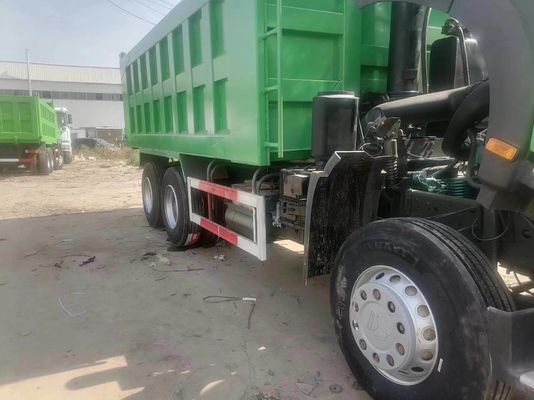 Transmissão manual Tipo 12.00r20 Pneus de segunda mão Sinotruck HOWO 6*4 Dump Truck 10 pneus