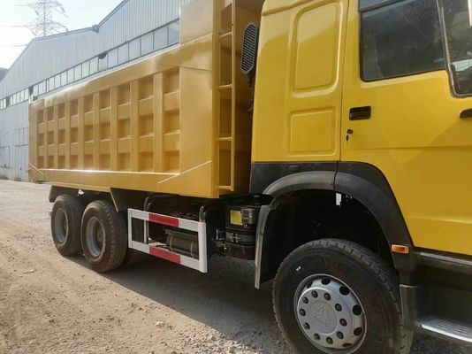 Capacidade do motor de 6 a 8 litros Sinotruck usado HOWO 6*4 Dump Truck 10 pneus 20-30 toneladas Amarelo