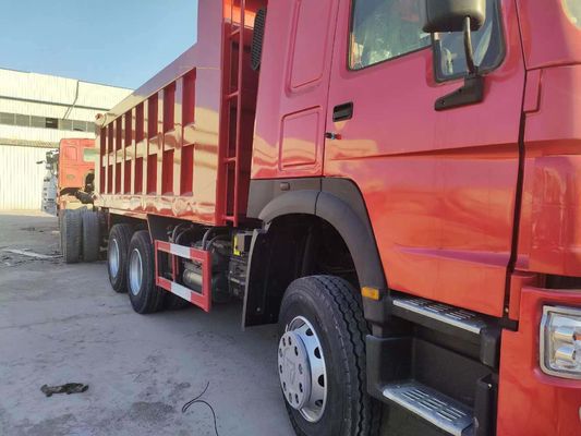 Cor Vermelha Sinotruk HOWO 6X4 351 450HP caminhão de descarga Transmissão manual Tipo 8×4 Tração