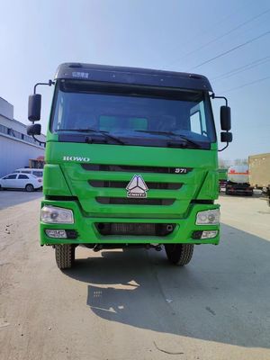 Estilo de elevação frontal 6-8L Capacidade do motor Caminhões de desvio de cor verde HOWO 8*4 Caminhão de descarga