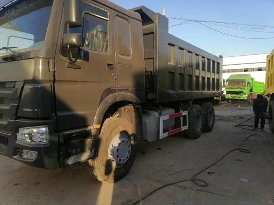 Desenho de pneus radiais Sinotruk HOWO 6*4 camião de descarga para transporte de carga pesada e ≤5 lugares