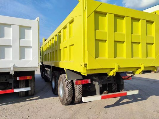 Caminhão de segunda mão Sinotruk amarelo HOWO 8*4 com motor Weichai e pneus 12.00r20
