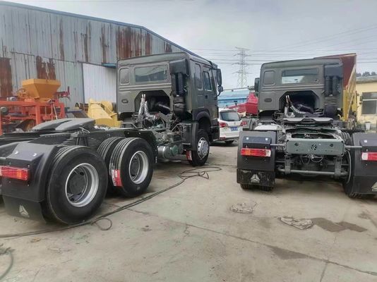Sinotruk HOWO 6*4 caminhão-trator com transmissão manual em excelente estado