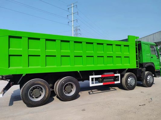 Desenho de pneus radial 12 pneus Sinotruk HOWO 8*4 Caminhão de descarga de cor verde para ≤5 lugares
