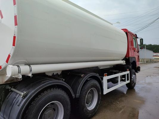 10cbm HOWO 4X2 Tanque de combustível para reabastecimento de combustível Camião de transporte móvel de distribuição de combustível para ≤5 lugares