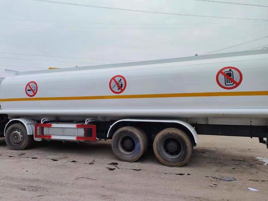 351-450hp Siontruk HOWO Euro 3/4/5 8*4 Camião-tanque de combustível 10350X2496X3048mm para entrega de combustível