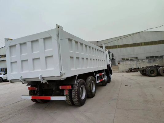 Design de pneu radial 375HP Sinotruk 12 rodas HOWO 8 * 4 camião de descarga para transporte de branco
