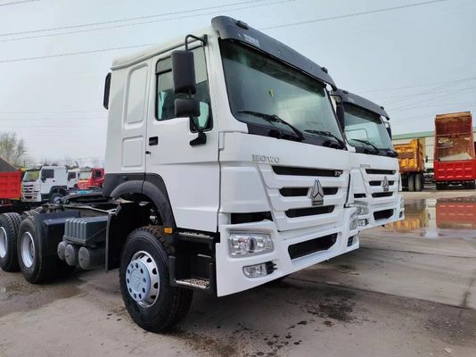 Pneus radiais Sinotruk C7h 6X4 430HP Trator caminhão Mc11.43-30 com DOT Certificação