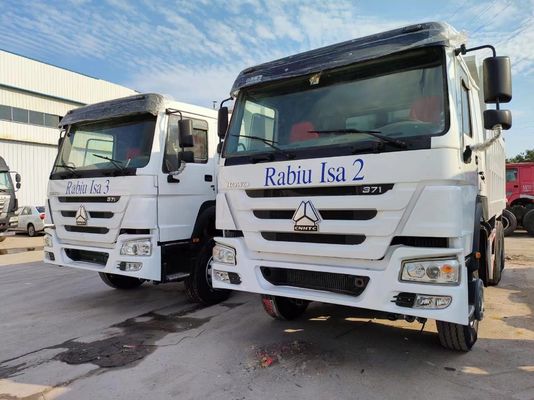 Caminhão de descarga branco HOWO 6*4 com capacidade de motor de 4-6 litros e requisitos do cliente
