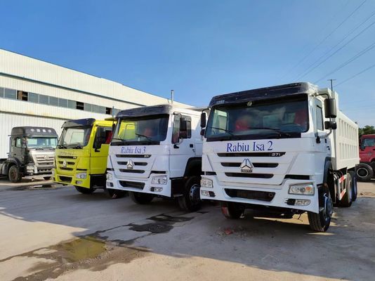 Caminhão de descarga branco HOWO 6*4 com capacidade de motor de 4-6 litros e requisitos do cliente