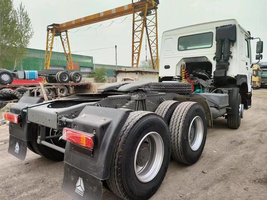 Sinotruk HOWO Caminhão-trator de 400 CV para call centers no estrangeiro e alta potência &gt; 450 cv