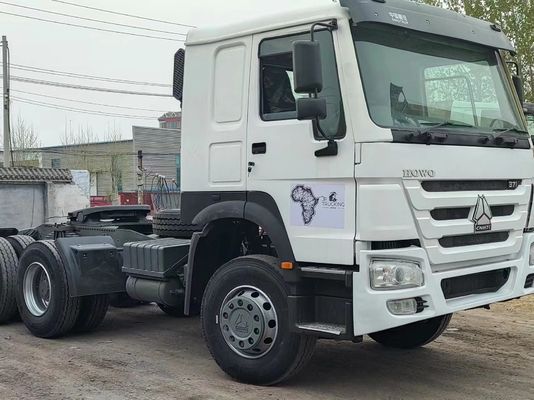 Sinotruk HOWO Caminhão-trator de 400 CV para call centers no estrangeiro e alta potência &gt; 450 cv