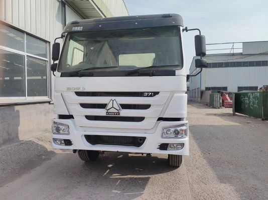 Sinotruk HOWO 6*4 Camião-trator Direito 6800*2496*2950mm Condição utilizada