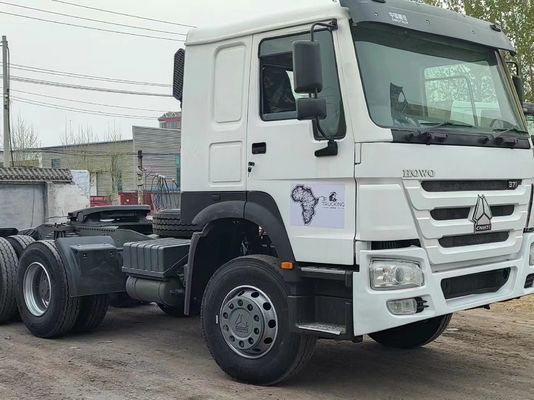Sinotruk HOWO usado 6X4 8X4 10/12 rodas 371/380/420/400HP caminhão tractor 1 Incluído