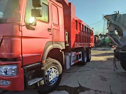 10 pneus Red HOWO 6*4 Dump Truck e segunda mão 351-450hp com design radial