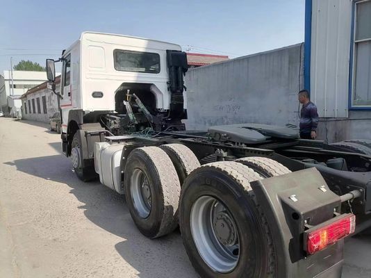 Reboque de camião de transporte de madeira com pneus certificados ISO e capacidade de motor de 6-8L