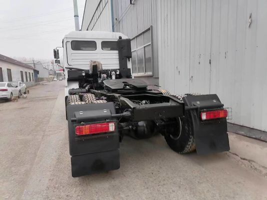 Capacidade de motor de 6 a 8 litros HOWO 6X4 400HP Tractor Tractor Trailer para Sal