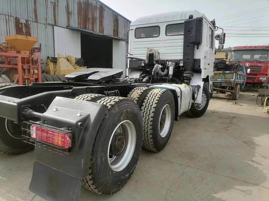 Capacidade de motor de 6 a 8 litros HOWO 6X4 400HP Tractor Tractor Trailer para Sal