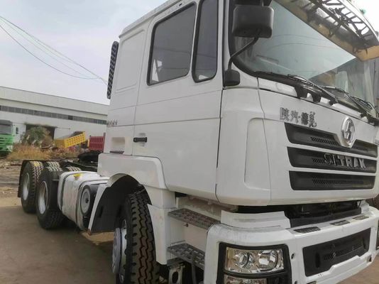 Capacidade de motor de 6 a 8 litros HOWO 6X4 400HP Tractor Tractor Trailer para Sal