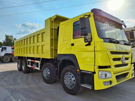 12 rodas Sinotruk HOWO 8*4 Lifting frontal estilo camião de descarga Transmissão manual