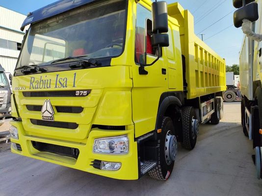 12 rodas Sinotruk HOWO 8*4 Lifting frontal estilo camião de descarga Transmissão manual