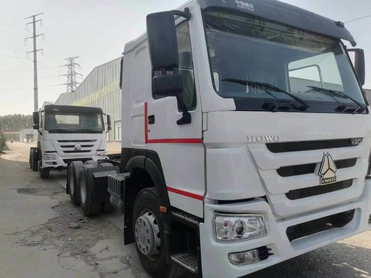 Transmissão manual Tipo 420HP Sinotruk HOWO 6 * 4 caminhão-trator com motor Weichai