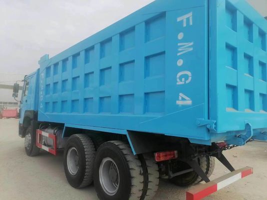 6*4 Tração à direita Direção Sinotruck HOWO Estilo de elevação frontal 375HP Dump Truck