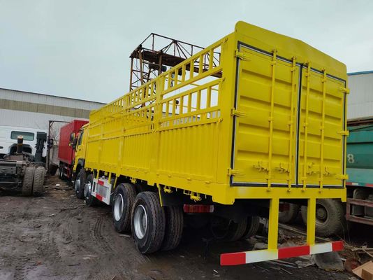 Design de pneus radiais HOWO Sinotruk 8*4 Caminhão de carga Caminhão em segunda mão com motor Weichai
