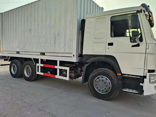 6*4 Design de pneu radial Sinotruck HOWO Branco camião de segunda mão 10 pneus para roda motriz
