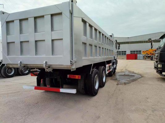 Caminhões pesados usados Transmissão manual Tipo 6X4 Caminhão de descarga